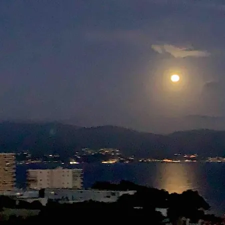 Cosy Avec Vue Διαμέρισμα