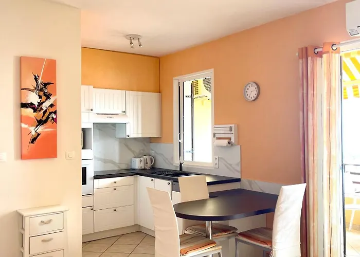 Cosy Avec Vue Ajaccio (Corsica)